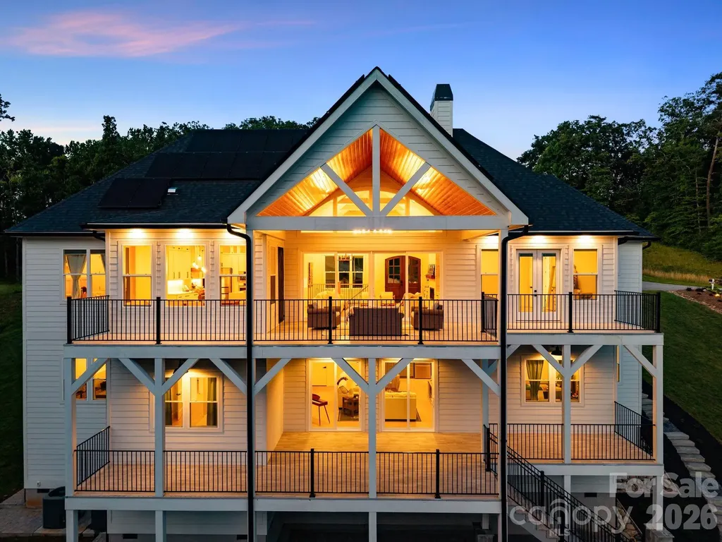 7 Temujin Drive Leicester NC 28748