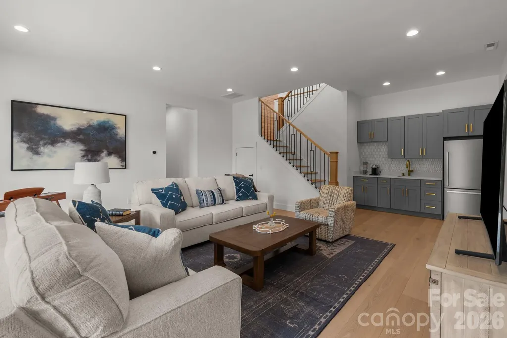 7 Temujin Drive Leicester NC 28748