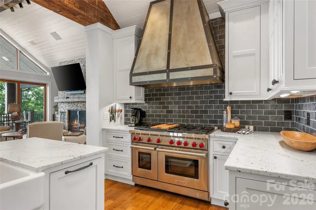 100 Meadow Ridge Drive Lake Toxaway NC 28747