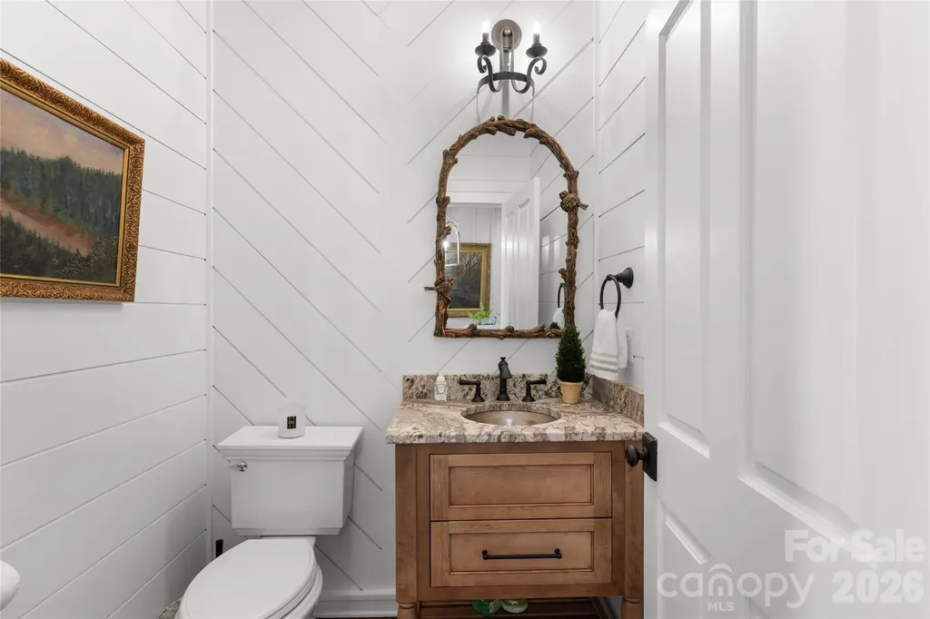 100 Meadow Ridge Drive Lake Toxaway NC 28747