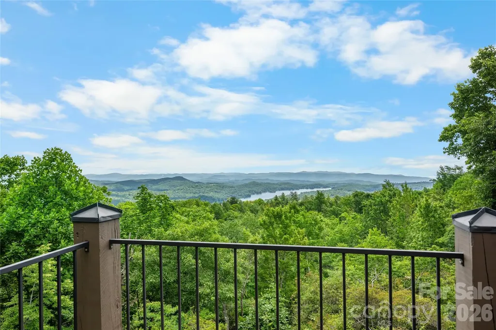 100 Meadow Ridge Drive Lake Toxaway NC 28747