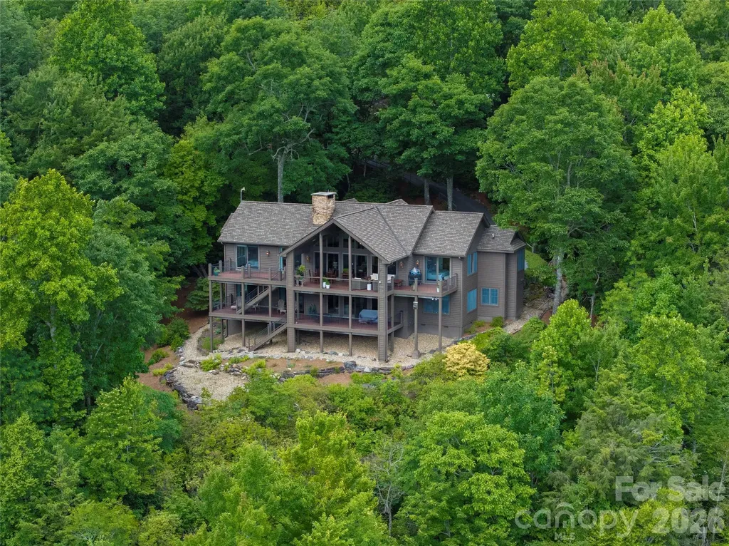 100 Meadow Ridge Drive Lake Toxaway NC 28747