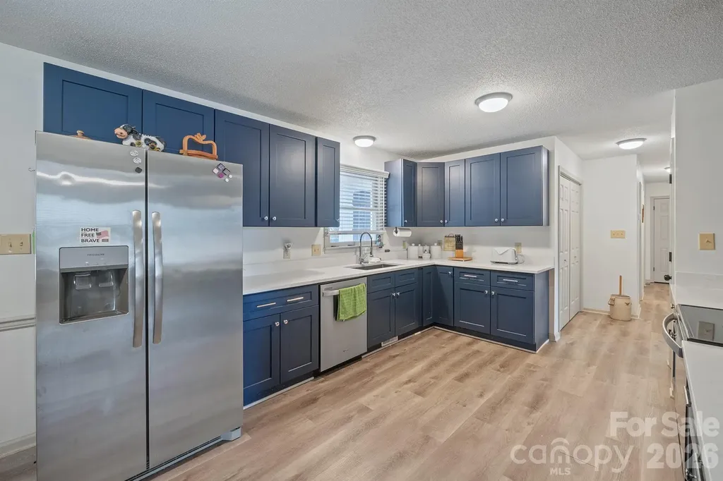 1504 2nd Street NE Conover NC 28613