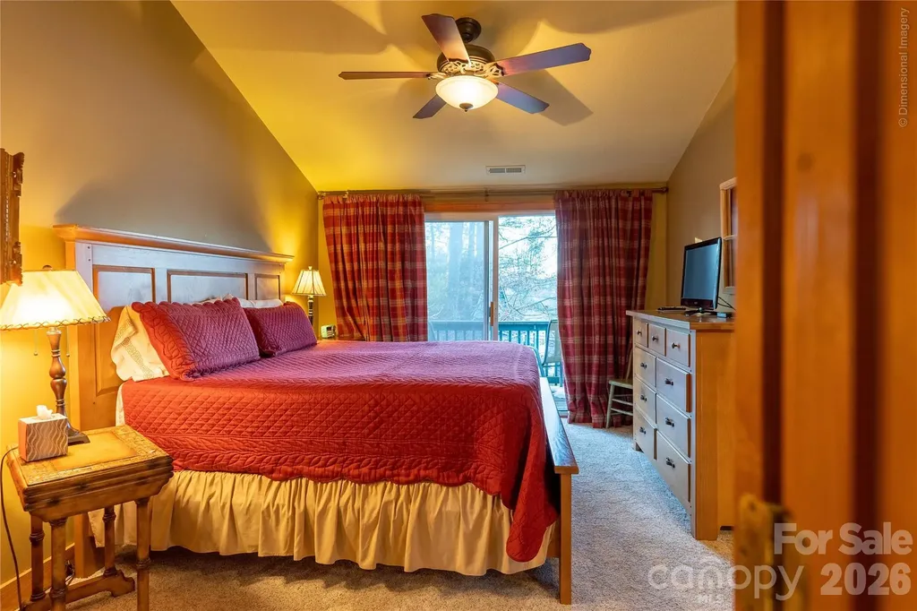 46 Rhett Drive Flat Rock NC 28731