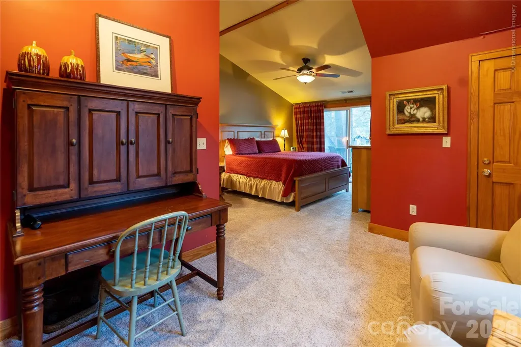 46 Rhett Drive Flat Rock NC 28731