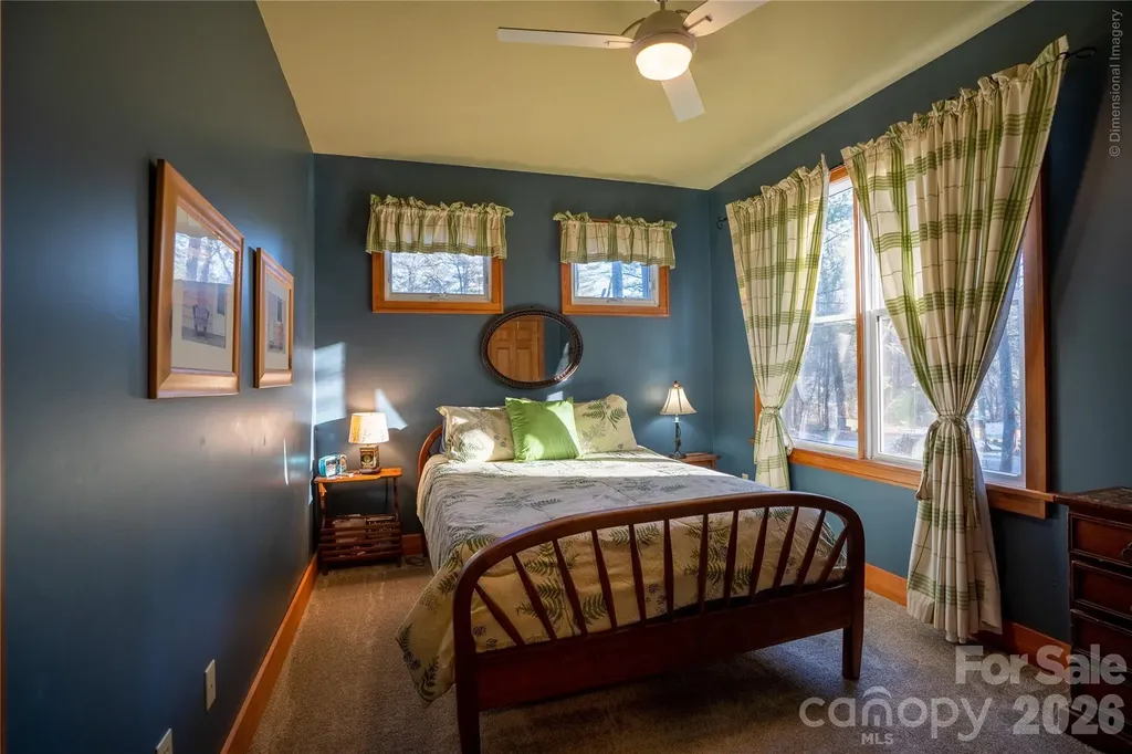 46 Rhett Drive Flat Rock NC 28731