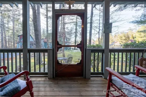 46 Rhett Drive Flat Rock NC 28731