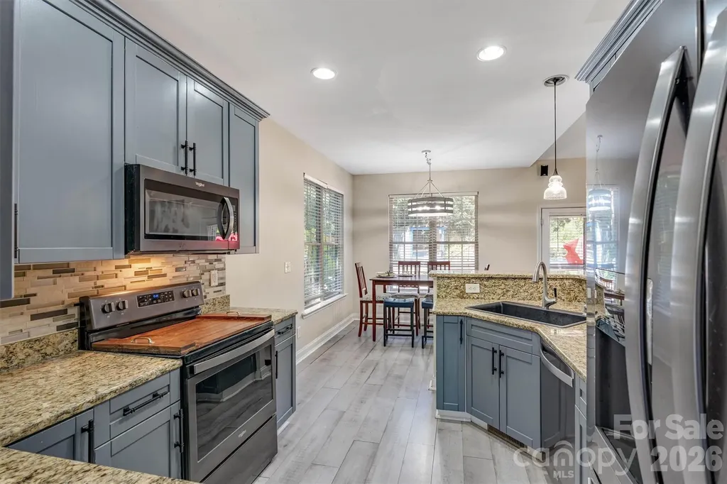 1915 Lynmore Drive Sherrills Ford NC 28673