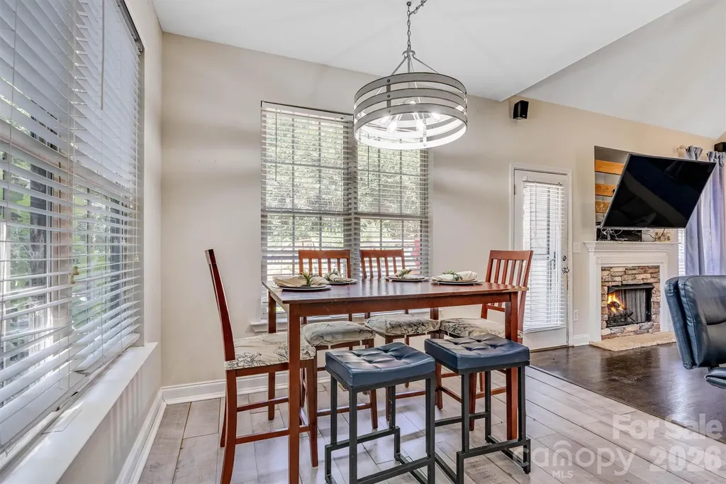 1915 Lynmore Drive Sherrills Ford NC 28673