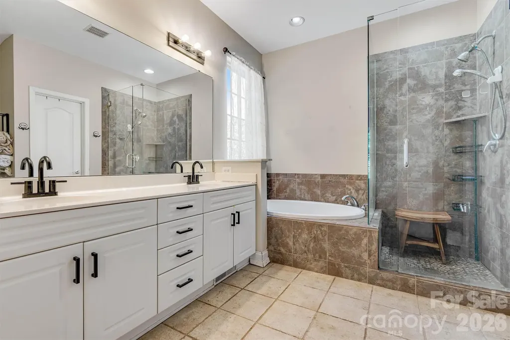 1915 Lynmore Drive Sherrills Ford NC 28673