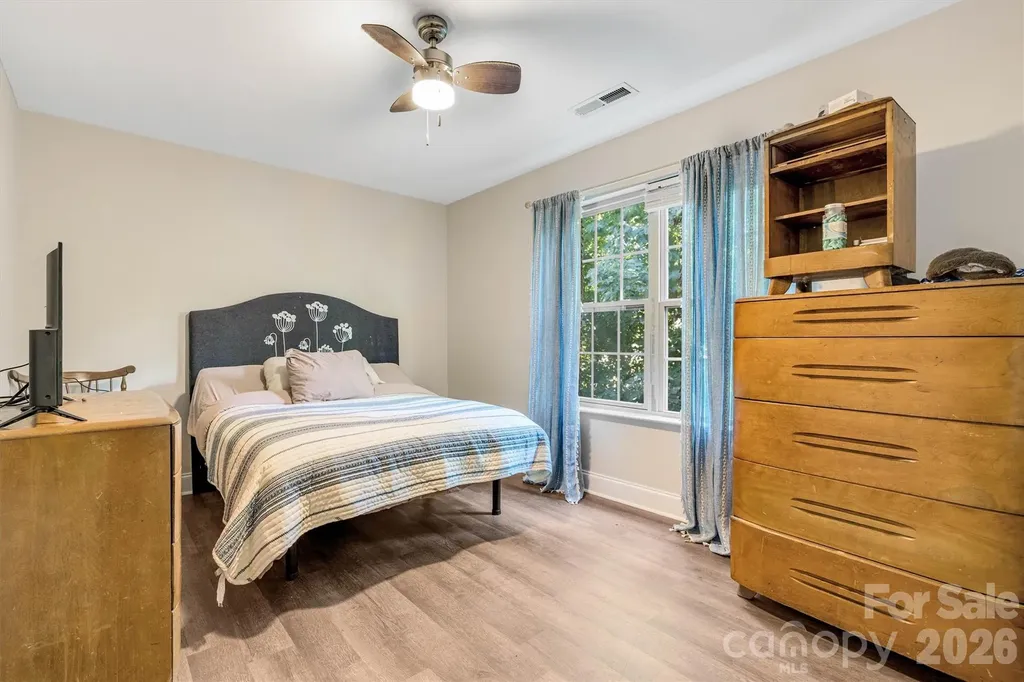 1915 Lynmore Drive Sherrills Ford NC 28673
