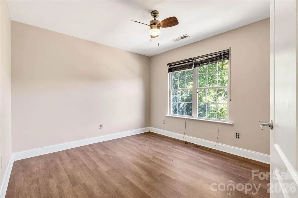 1915 Lynmore Drive Sherrills Ford NC 28673