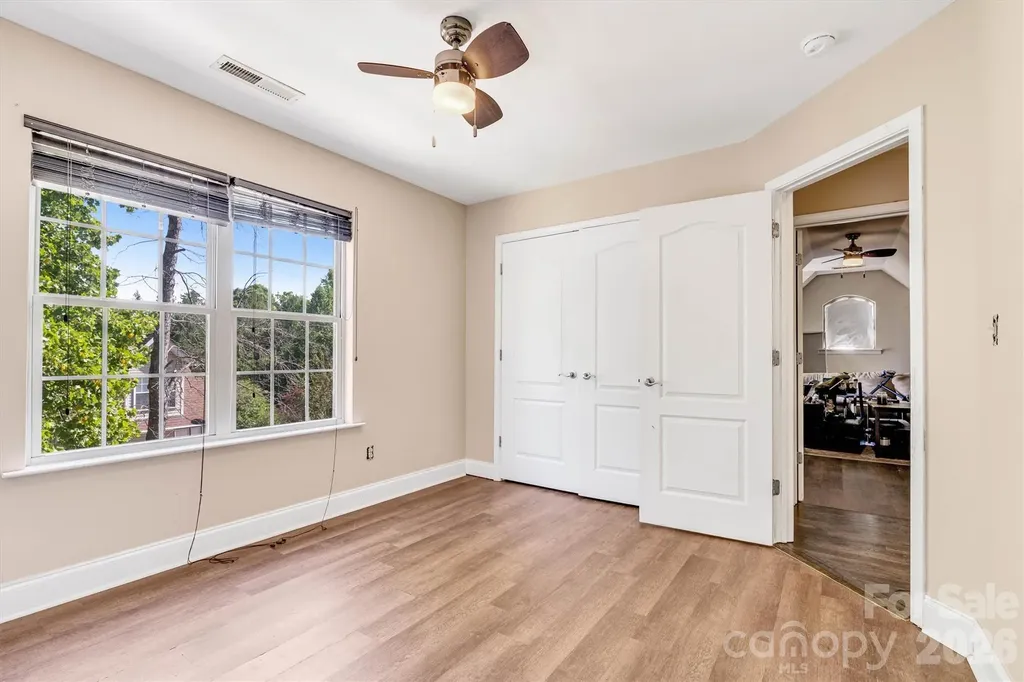 1915 Lynmore Drive Sherrills Ford NC 28673