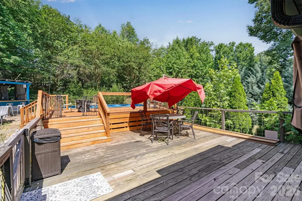 1915 Lynmore Drive Sherrills Ford NC 28673