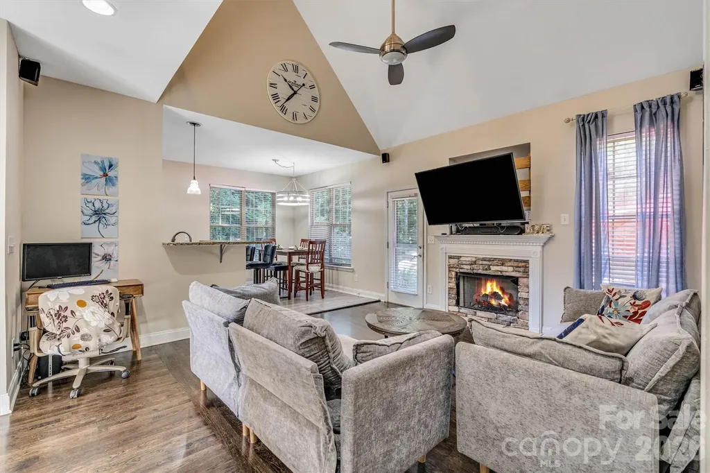 1915 Lynmore Drive Sherrills Ford NC 28673