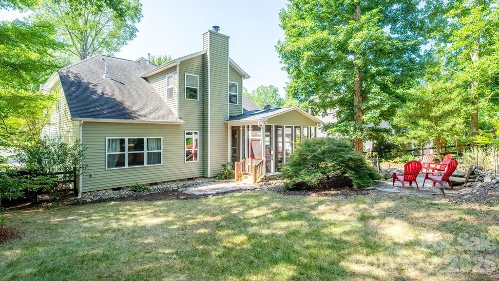 7933 Sally Clark Drive Denver NC 28037