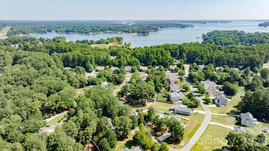 7933 Sally Clark Drive Denver NC 28037