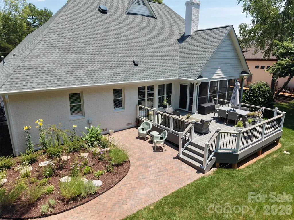 1136 Concord Road Davidson NC 28036