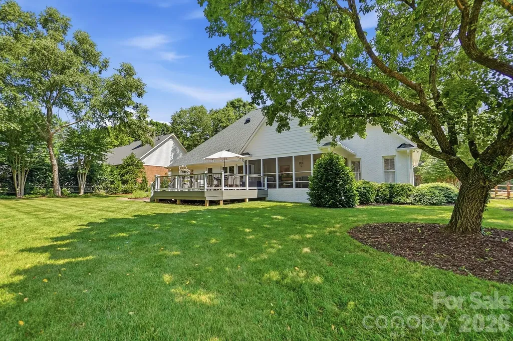 1136 Concord Road Davidson NC 28036