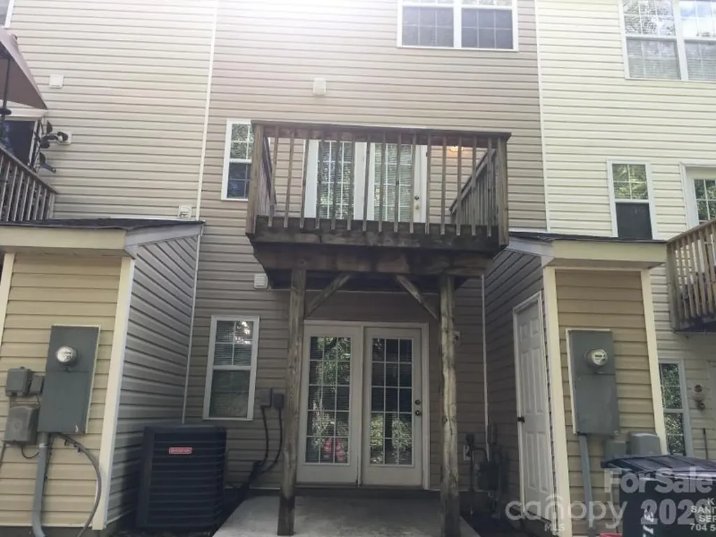 3139 Falling Rock Court Charlotte NC 28213