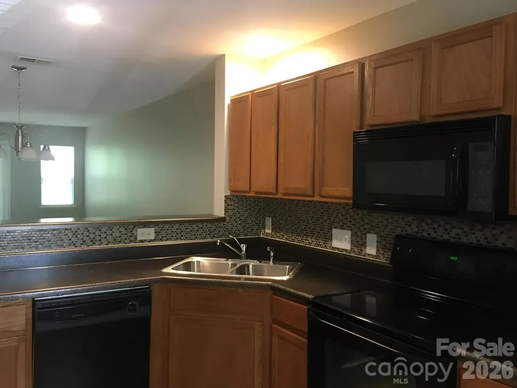 3139 Falling Rock Court Charlotte NC 28213