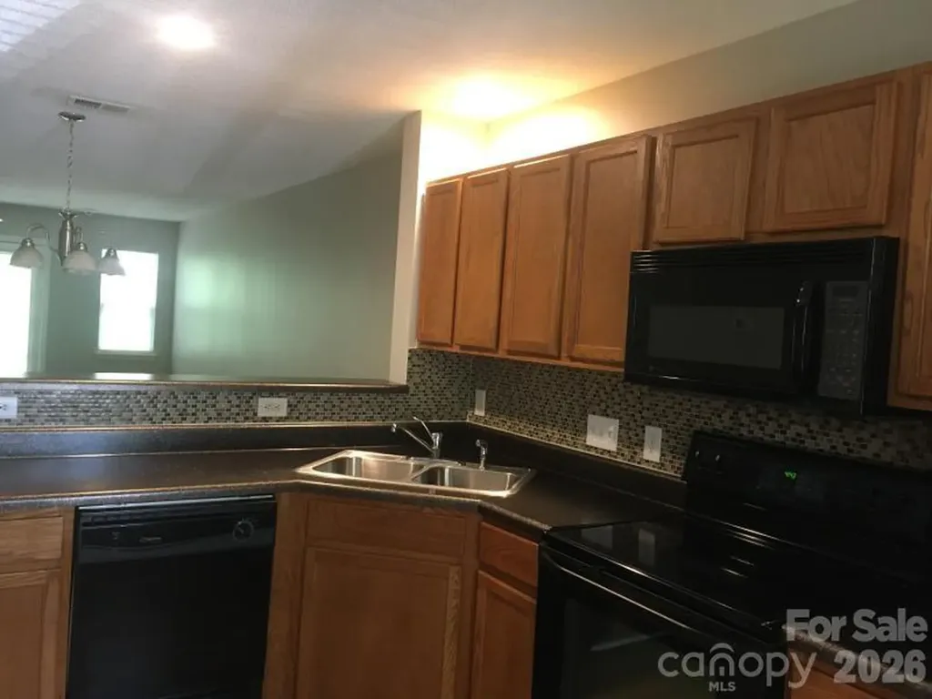 3139 Falling Rock Court Charlotte NC 28213
