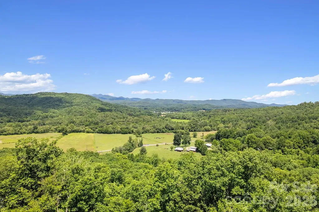 376 Stoney Brook Road Penrose NC 28766