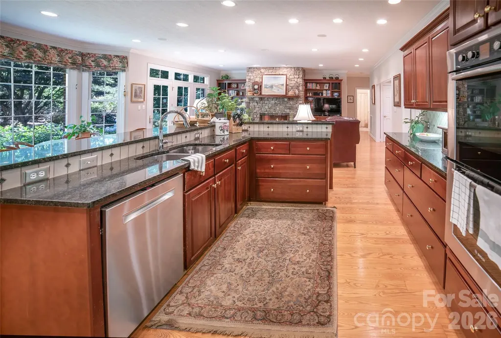 2086 Warrior Fork Trail Morganton NC 28655