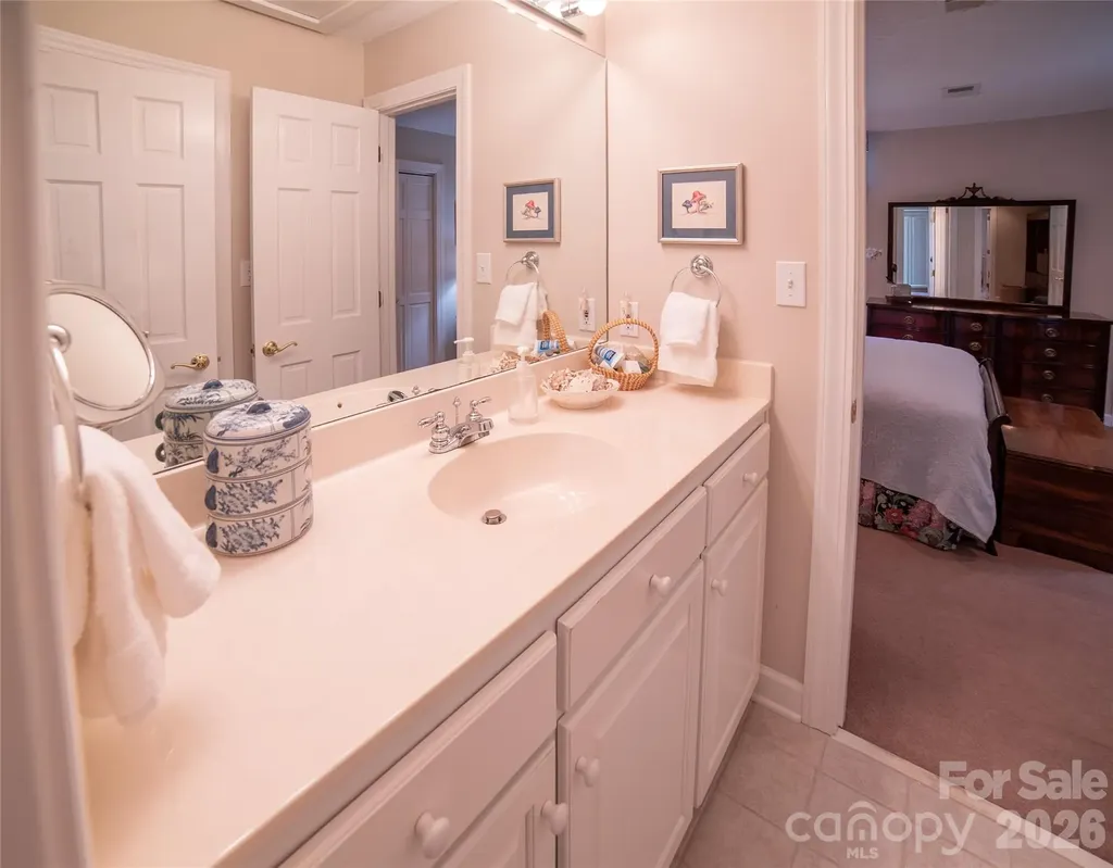 2086 Warrior Fork Trail Morganton NC 28655