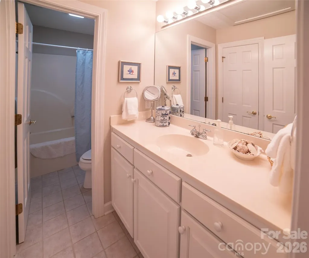 2086 Warrior Fork Trail Morganton NC 28655