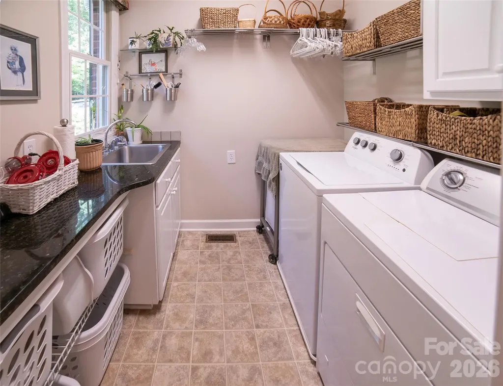 2086 Warrior Fork Trail Morganton NC 28655
