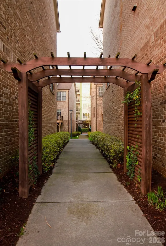 264 W Bland Street Charlotte NC 28203