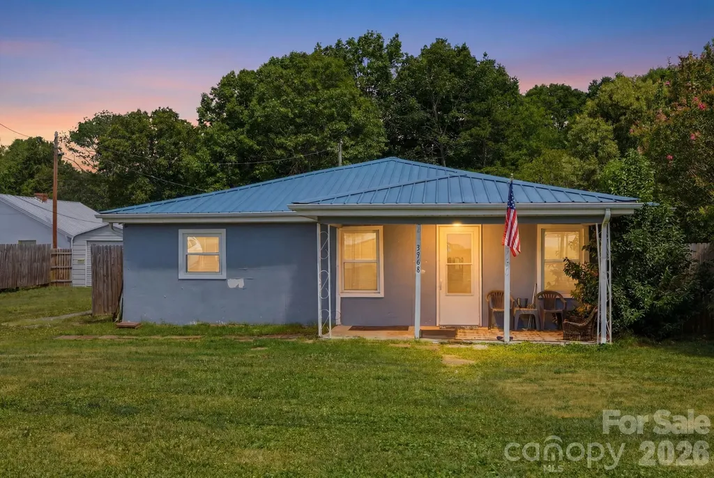 3948 Main Avenue Drive NW Hickory NC 28601