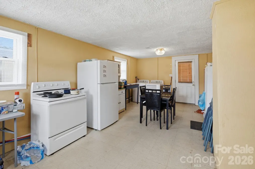 3948 Main Avenue Drive NW Hickory NC 28601