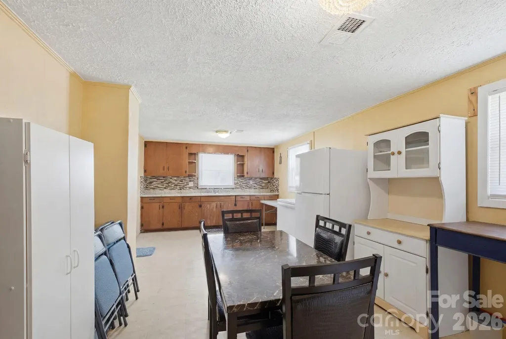 3948 Main Avenue Drive NW Hickory NC 28601