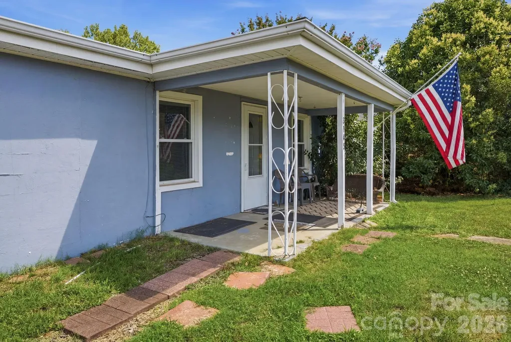 3948 Main Avenue Drive NW Hickory NC 28601