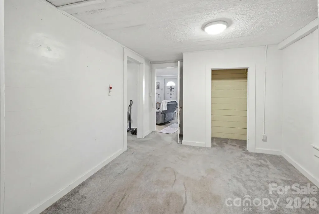 3948 Main Avenue Drive NW Hickory NC 28601