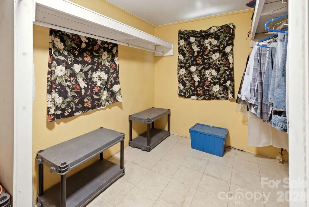 3948 Main Avenue Drive NW Hickory NC 28601