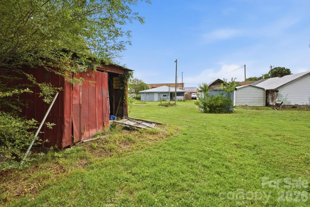 3948 Main Avenue Drive NW Hickory NC 28601