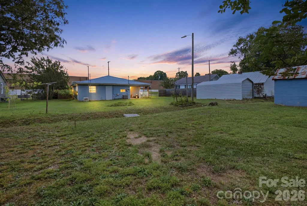 3948 Main Avenue Drive NW Hickory NC 28601