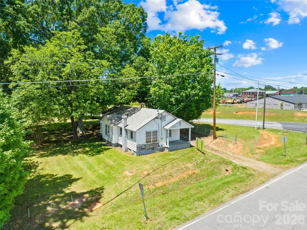 914 Wall Street Statesville NC 28677