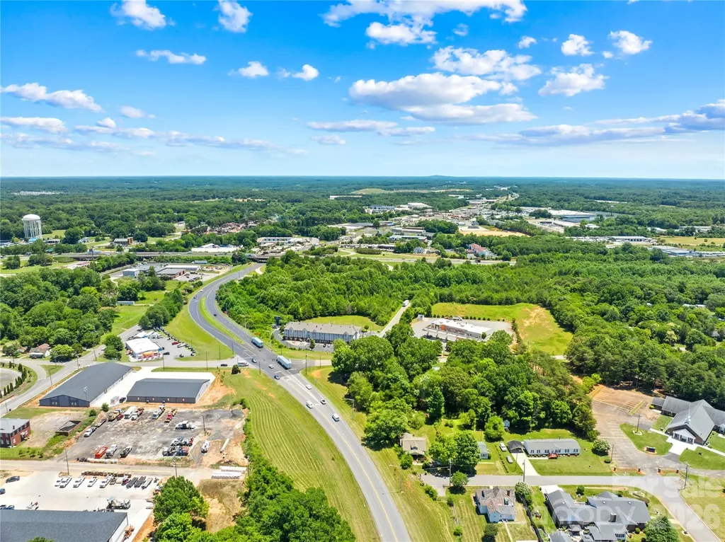 914 Wall Street Statesville NC 28677