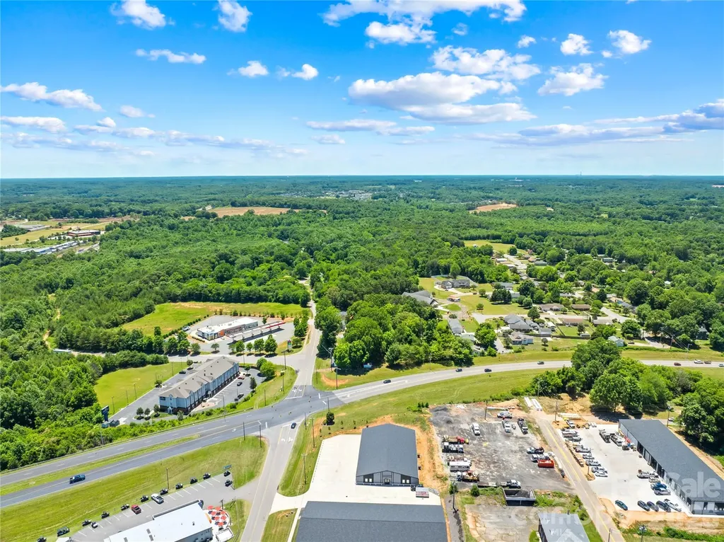 914 Wall Street Statesville NC 28677