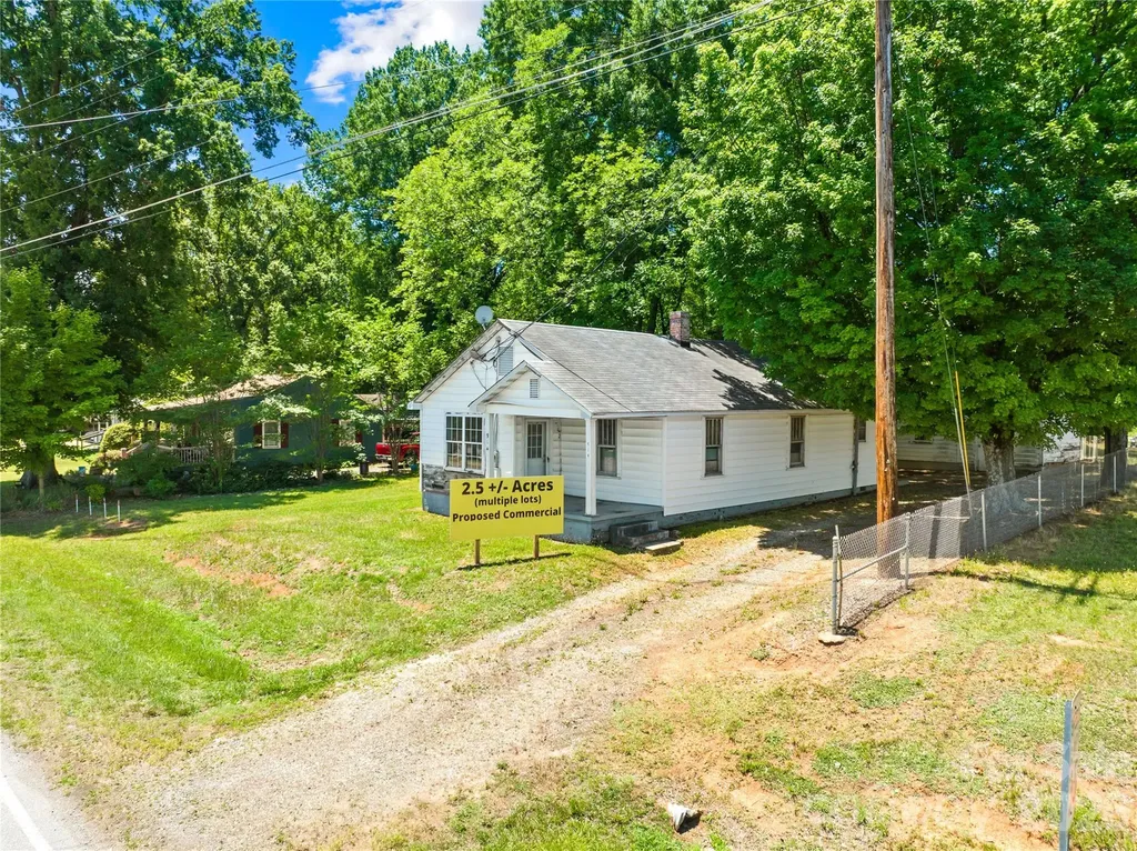 914 Wall Street Statesville NC 28677