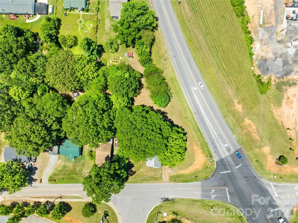 914 Wall Street Statesville NC 28677