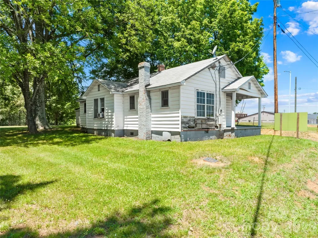 914 Wall Street Statesville NC 28677