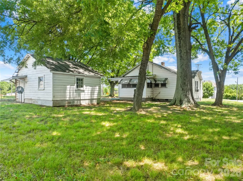 914 Wall Street Statesville NC 28677