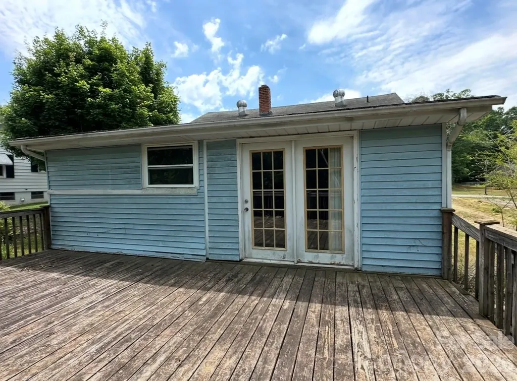 142 Reeves Lane Elkin NC 28621