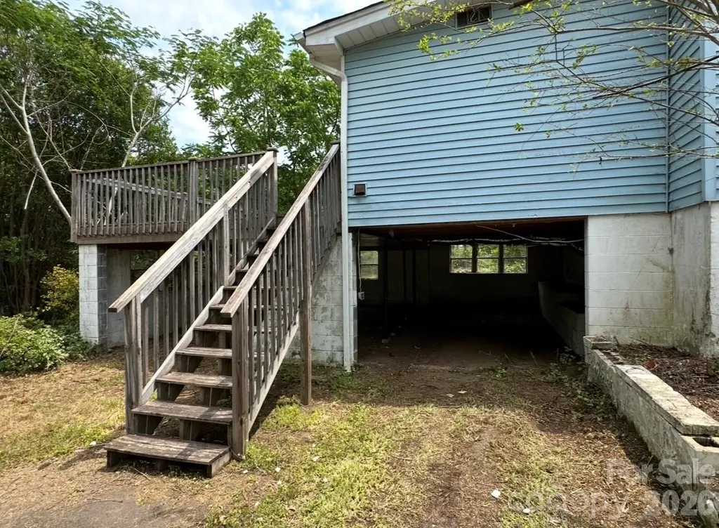 142 Reeves Lane Elkin NC 28621