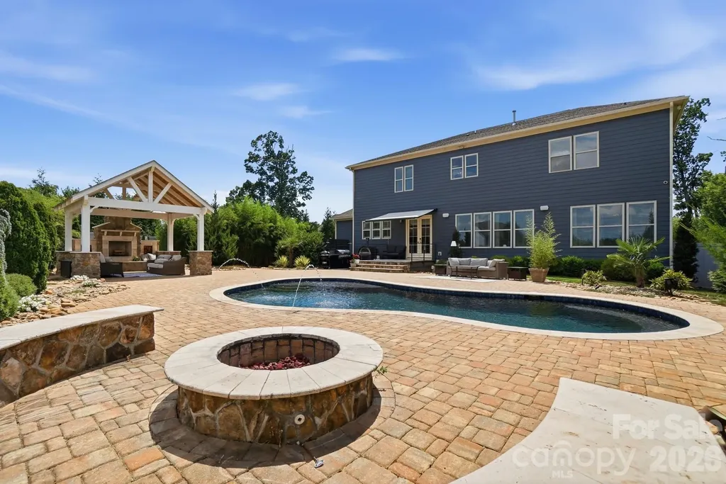 142 Farm Knoll Way Mooresville NC 28117